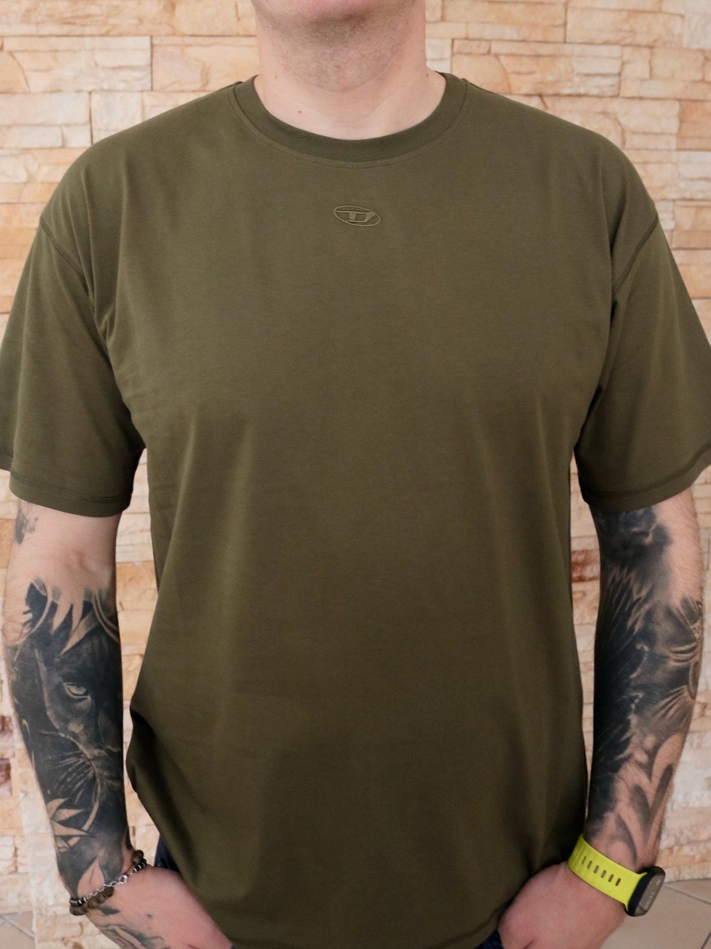 DIESEL - T-shirt green man