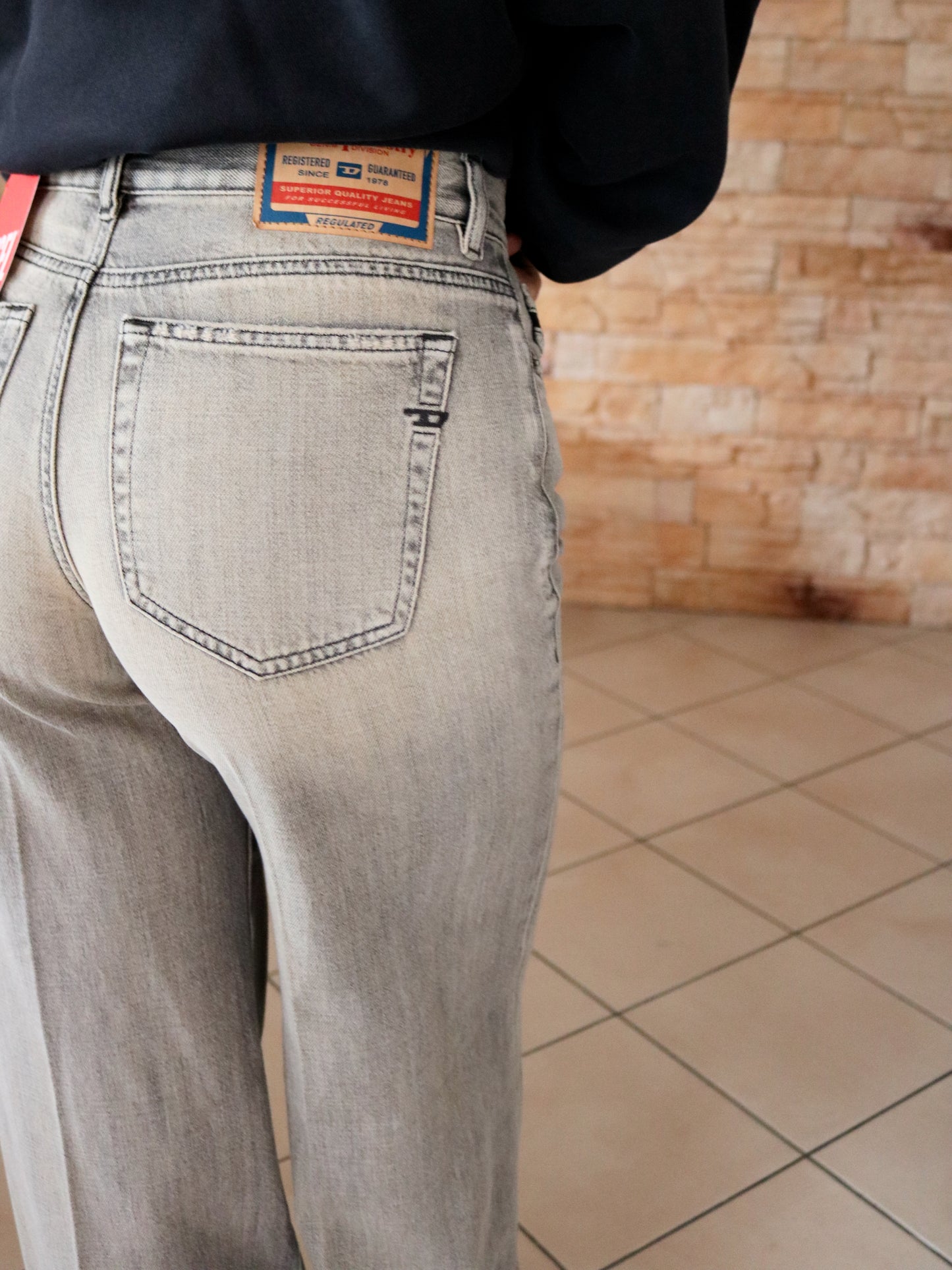 Flare Jeans 1978 D-Akemi 068ru