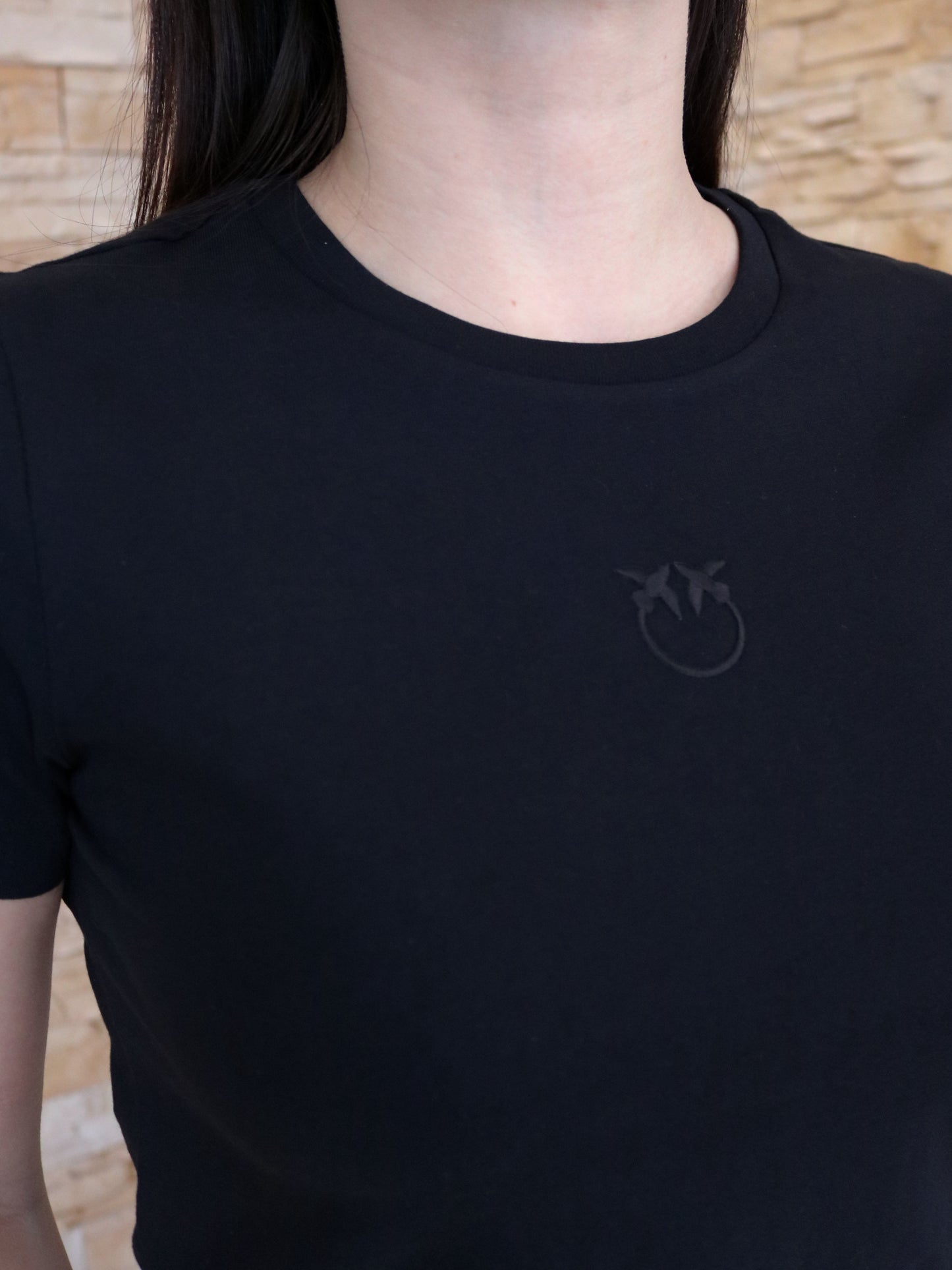 T-shirt maniche corte logo ricamato